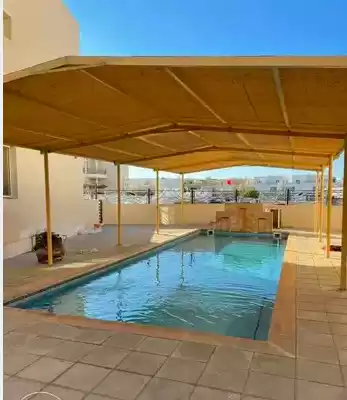 Wohn Klaar eigendom 5 Schlafzimmer U/F Villa in Verbindung  zu verkaufen in Al Sadd , Doha #7215 - 1  image 